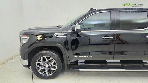 Onyx Black 2025 GMC Sierra 1500 SLT
