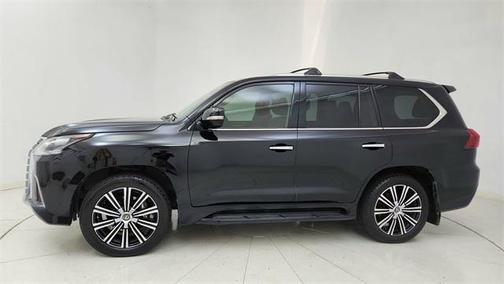 2021 Lexus LX 570 Three-Row