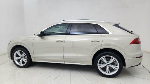 Vicuna Beige Metallic 2023 Audi Q8 55 Premium Plus
