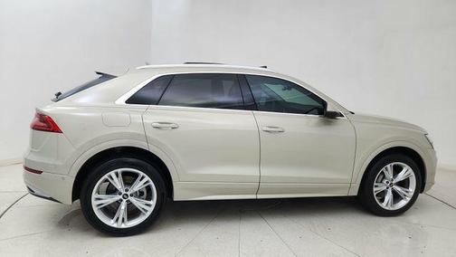 Vicuna Beige Metallic 2023 Audi Q8 55 Premium Plus