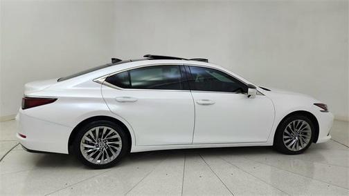 2025 Lexus ES 350 Ultra Luxury