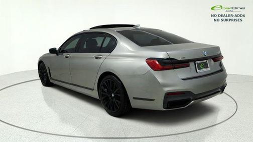 Donington Gray Metallic 2022 BMW 750 i xDrive