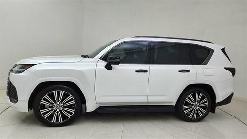 2023 Lexus LX 600 Luxury