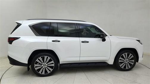 2023 Lexus LX 600 Luxury