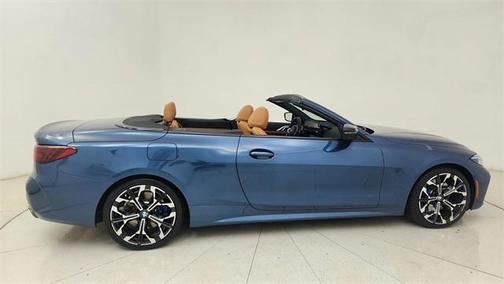 2025 BMW M440 i