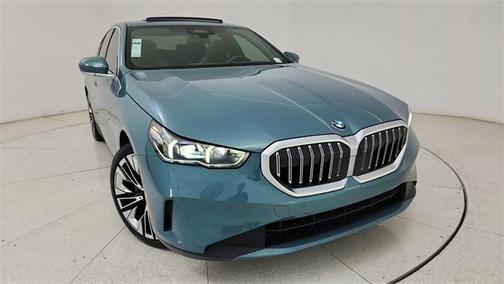 2024 BMW 530 i