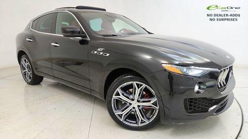 Nero Ribelle Metallic 2023 Maserati Levante GT