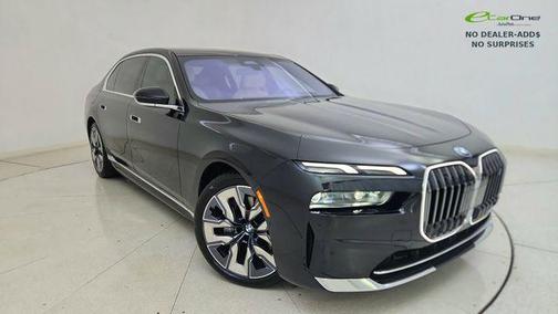 Black Sapphire Metallic 2023 BMW i7 xDrive60