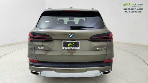 Green Metallic 2026 BMW X5 xDrive40i
