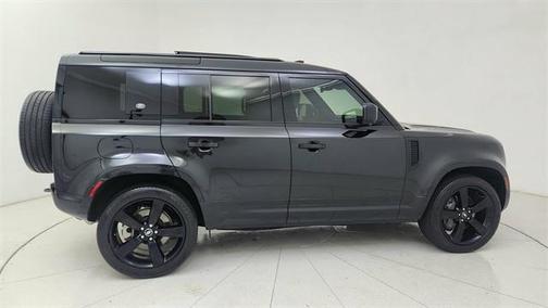 2023 Land Rover Defender 110 X-Dynamic SE