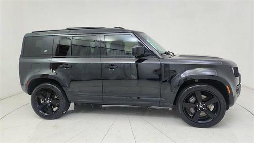 2023 Land Rover Defender 110 X-Dynamic SE