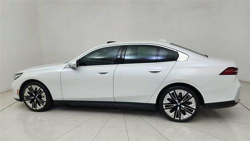 2024 BMW 530 i