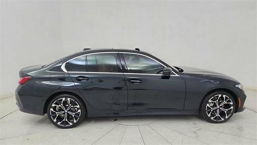 2025 BMW 330 xDrive