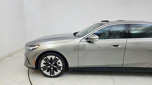 Gray Metallic 2025 BMW 530 530i