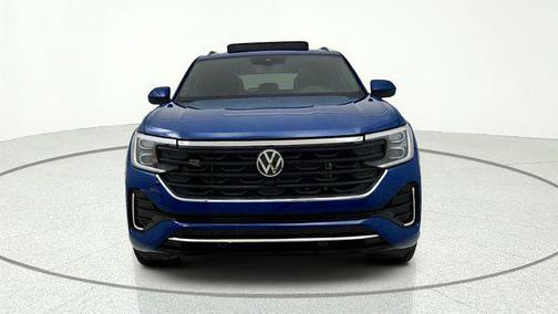 Blue Metallic 2026 Volkswagen Atlas Cross Sport 2.0T SEL Premium