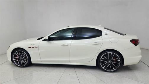 2021 Maserati Ghibli Trofeo