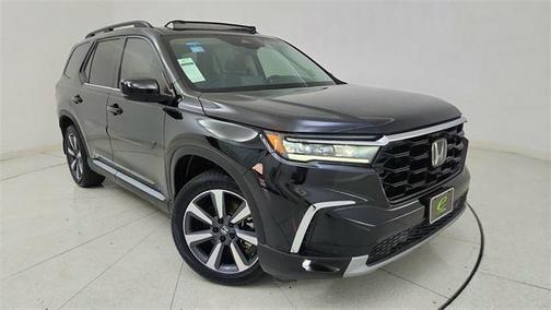 2023 Honda Pilot Touring 8-Passenger