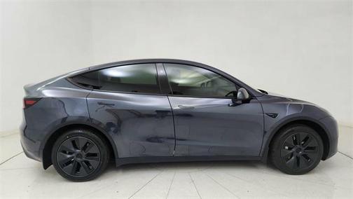 2024 Tesla Model Y Long Range Dual Motor All-Wheel Drive