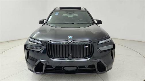 2024 BMW X7 M60i