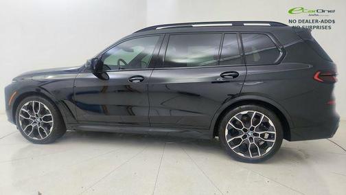 Black Sapphire Metallic 2026 BMW X7 M60i