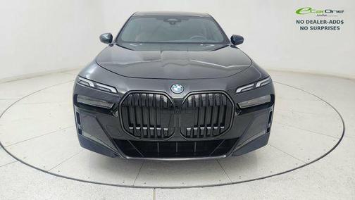 Black Sapphire Metallic 2025 BMW i7 eDrive50