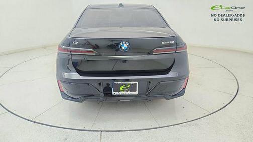 Black Sapphire Metallic 2025 BMW i7 eDrive50