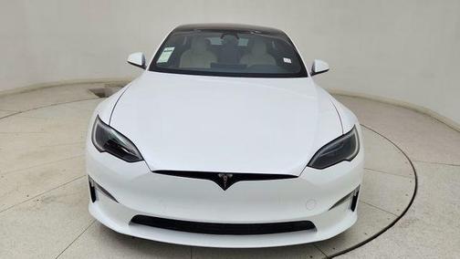 Pearl White Multi-Coat 2022 Tesla Model S Base