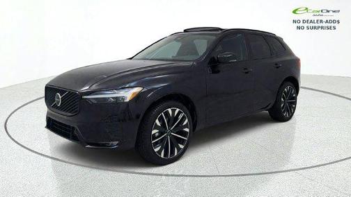 Onyx Black Metallic 2026 Volvo XC60 B5 Ultra