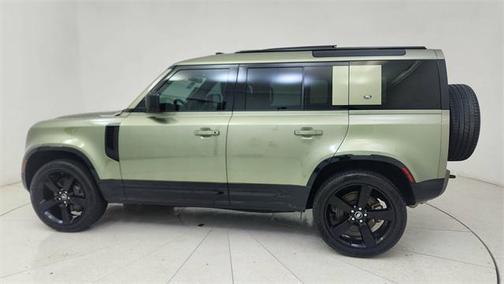 2022 Land Rover Defender 110 X-Dynamic SE