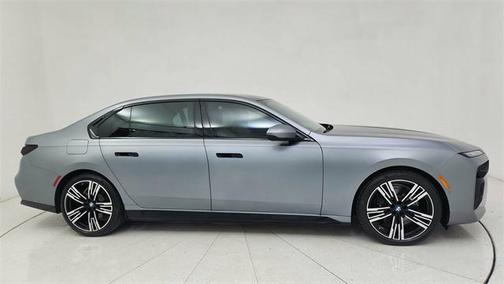 2024 BMW i7 xDrive60