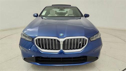 2025 BMW i5 eDrive40