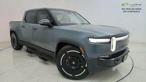 Blue 2025 Rivian R1T