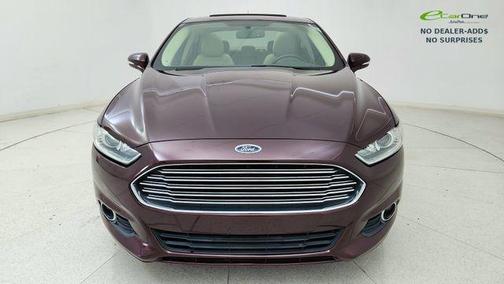 Bordeaux 2013 Ford Fusion SE