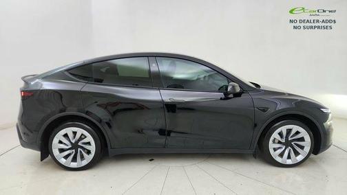 Diamond Black 2026 Tesla Model Y Rear-Wheel Drive
