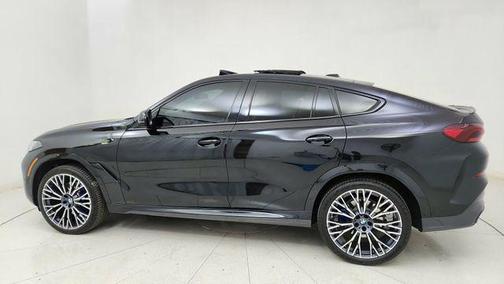 Black Sapphire Metallic 2026 BMW X6 xDrive40i