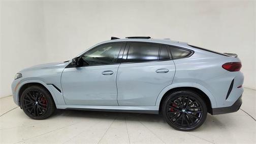 2025 BMW X6 M60i