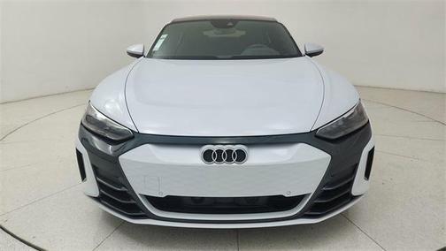 2024 Audi e-tron GT Premium Plus quattro