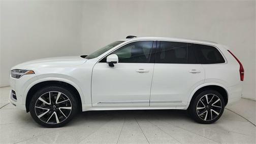 2024 Volvo XC90 B5 Plus Bright Theme
