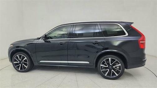2024 Volvo XC90 B5 Plus Bright Theme
