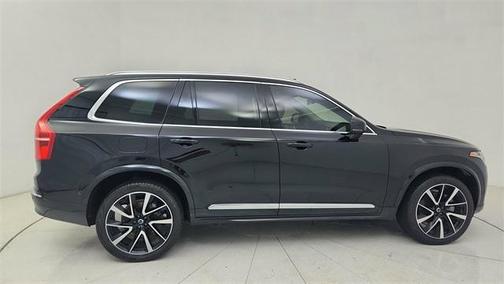 2024 Volvo XC90 B5 Plus Bright Theme
