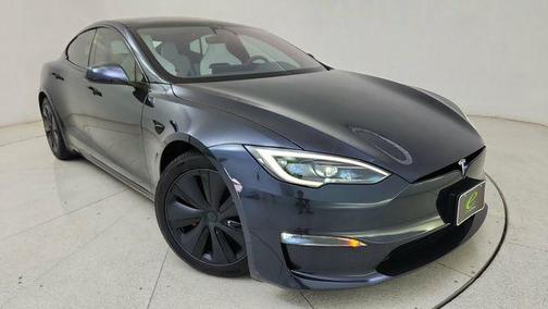2025 Tesla Model S Plaid