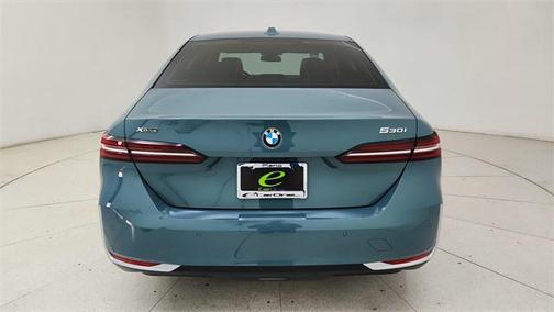 2025 BMW 530 xDrive