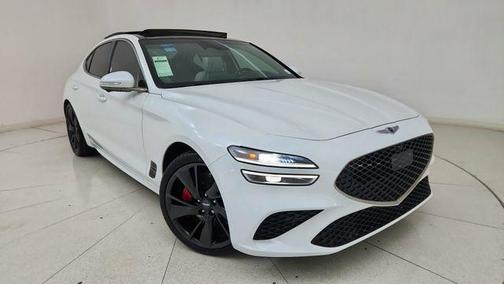 2022 Genesis G70 3.3T RWD