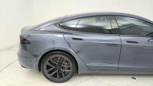 2022 Tesla Model S Base