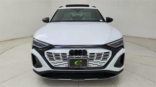 2024 Audi Q8 e-tron Prestige