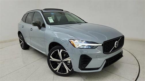 2024 Volvo XC60 Recharge Plug-In Hybrid T8 Ultimate Dark Theme