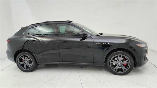 2021 Maserati Levante Base