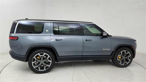 2024 Rivian R1S Adventure Quad Motor Large Pack