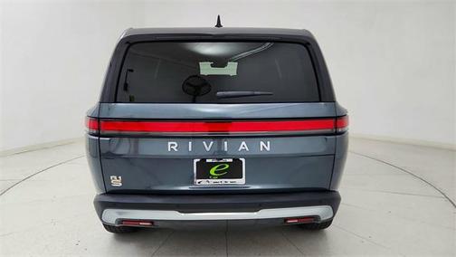 2024 Rivian R1S Adventure Quad Motor Large Pack