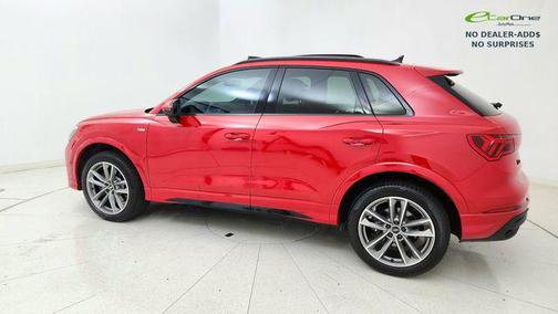 Progressive Red Metallic 2025 Audi Q3 Premium 45 TFSI S line quattro Tiptronic